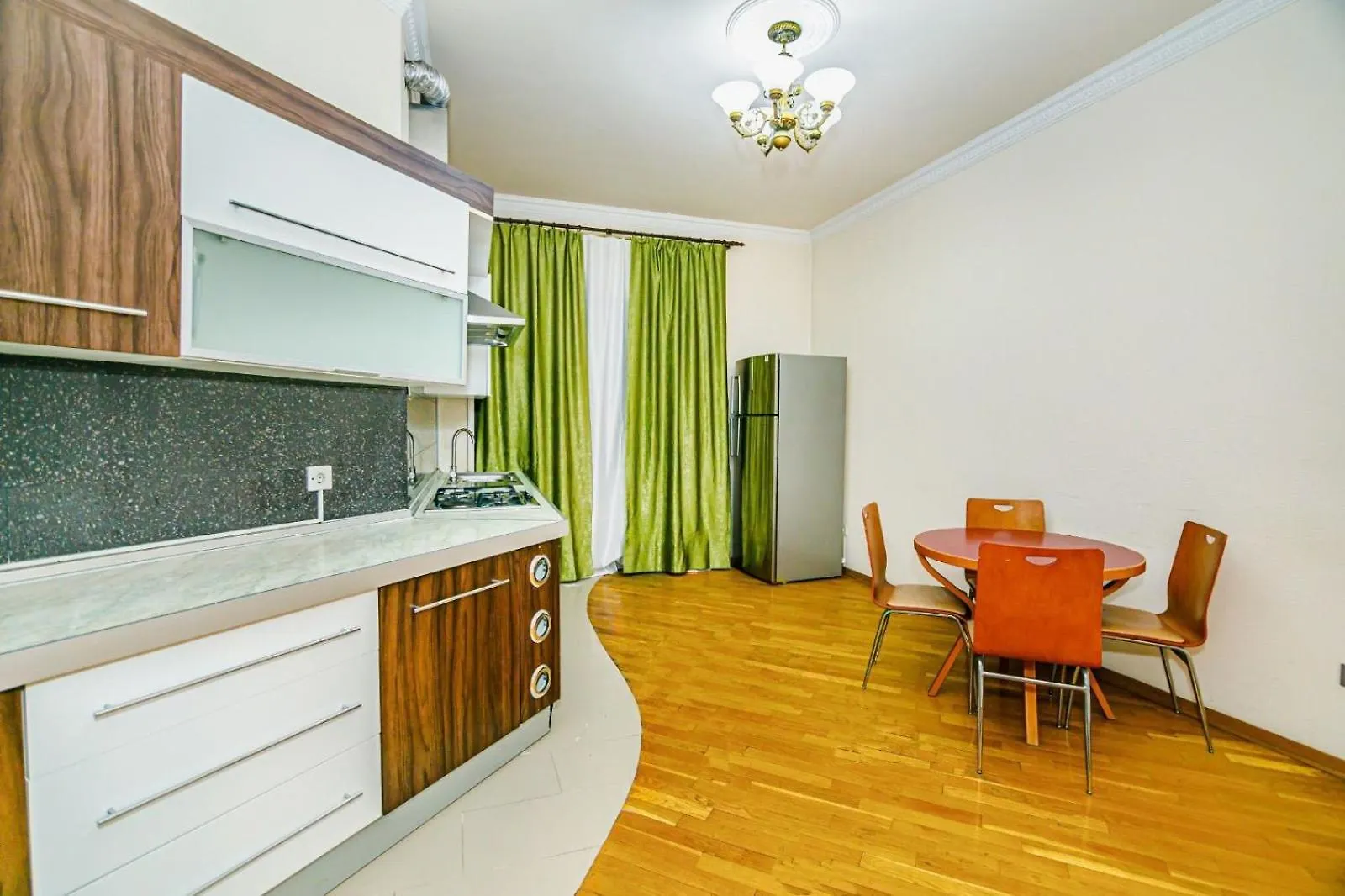 Emarin Apartment Μπακού 0*,