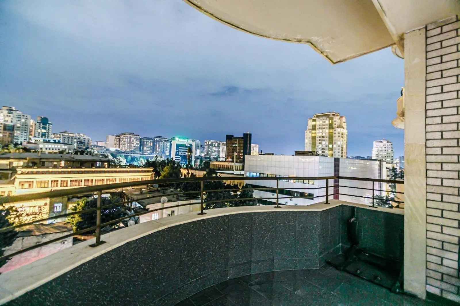 Emarin Apartment Μπακού